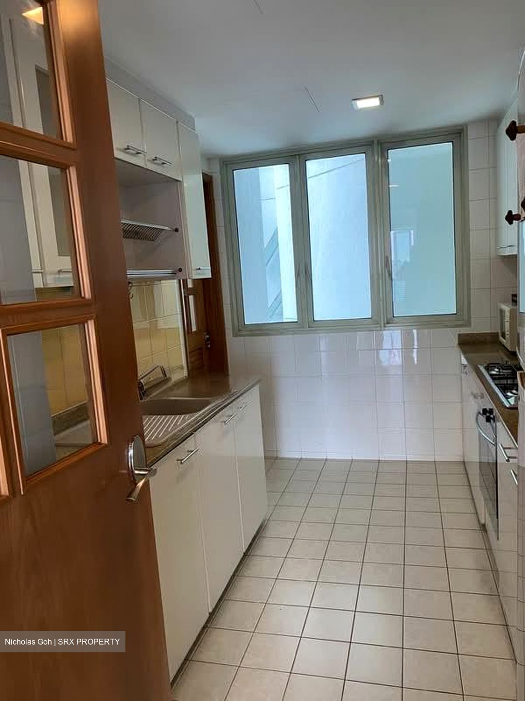 Queens (D3), Condominium #556595481